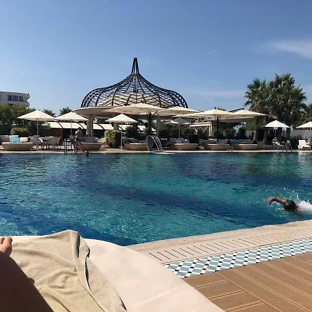 Ground Floor In Next To Flower Self Check In 100m To Appartement *