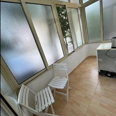 Διαμέρισμα Ground Floor In Next To Flower Self Check In 100m To