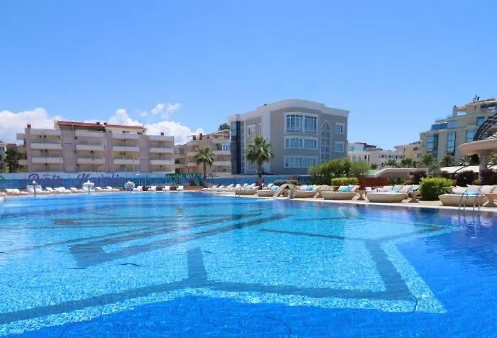 Ground Floor In Next To Flower Self Check In 100m To Lägenhet